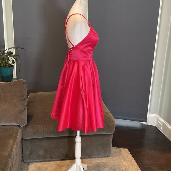 Women’s Short Pink Prom Party Homecoming Dress Criss Cross Back Ties Size 0 NWOT - Picture 5 of 12